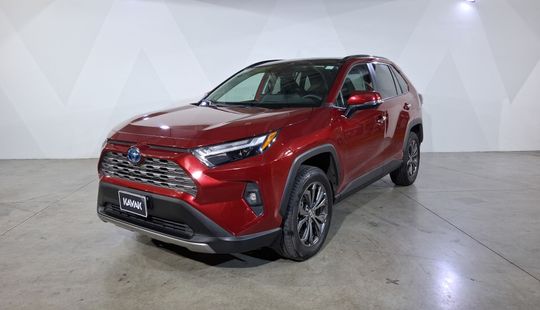 Toyota • RAV4