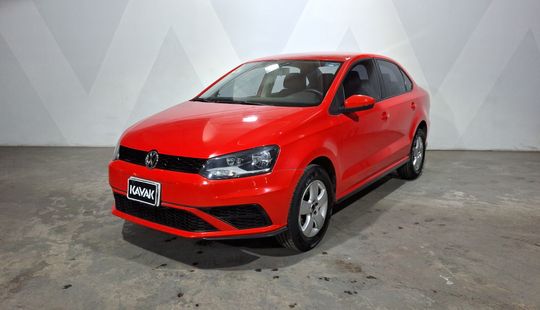 Volkswagen • Vento