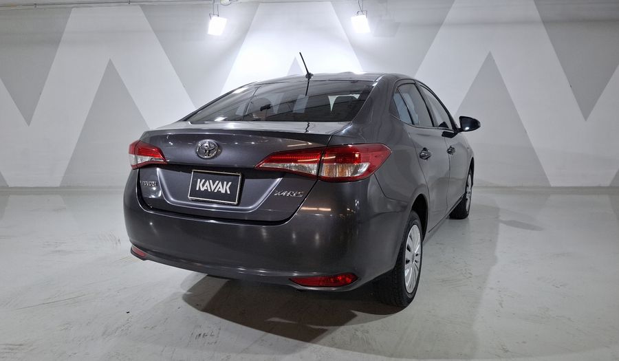 Toyota Yaris 1.5 SEDAN CORE Sedan 2018