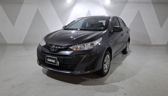 Toyota • Yaris