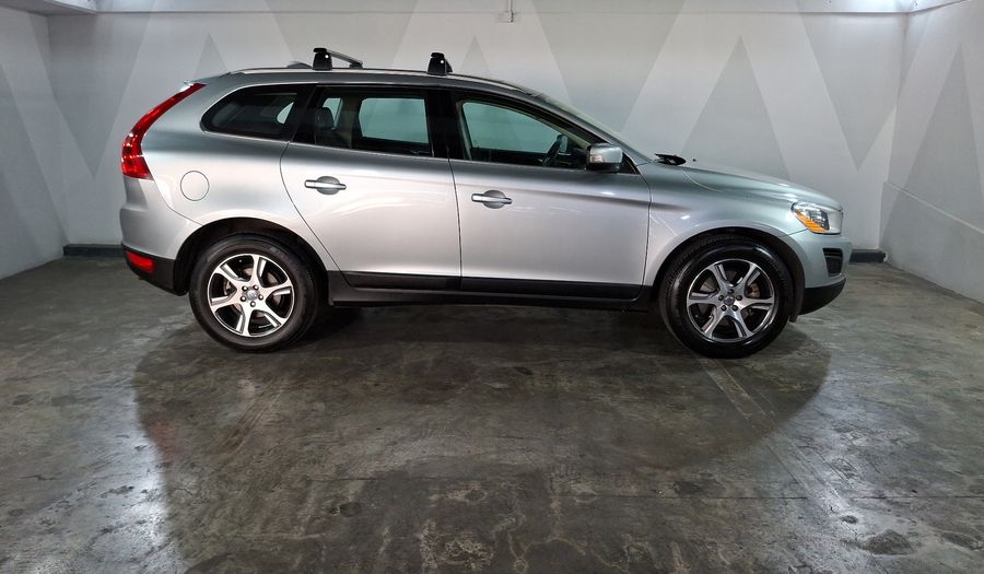 Volvo Xc60 2.0 ADDITION AT Suv 2013