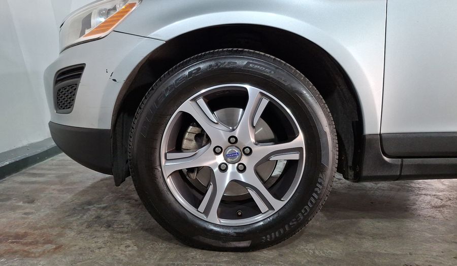 Volvo Xc60 2.0 ADDITION AT Suv 2013