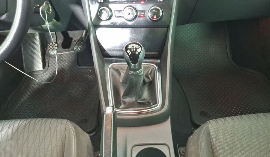 Seat Leon 1.4 TSI STYLE 140HP MT Hatchback 2014