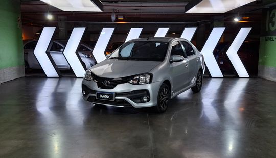 Toyota • Etios
