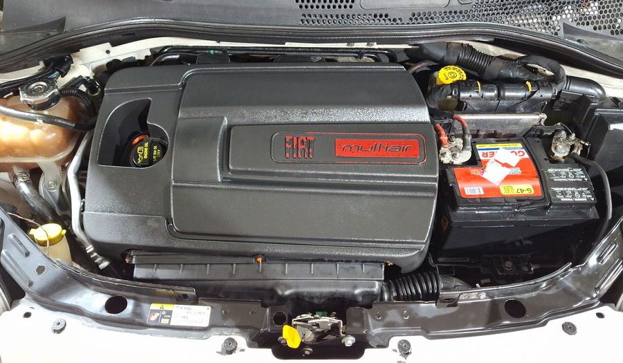 Fiat 500 1.4 TRENDY MT Hatchback 2015