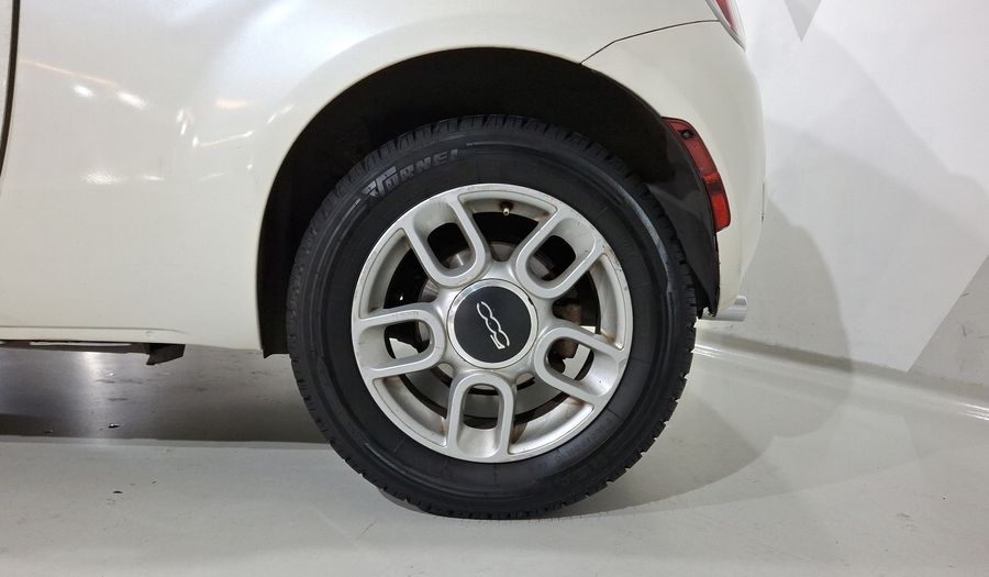 Fiat 500 1.4 TRENDY MT Hatchback 2015