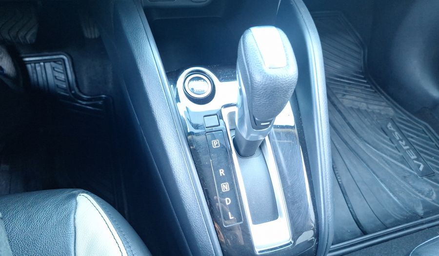 Nissan Versa 1.6 ADVANCE CVT Sedan 2021