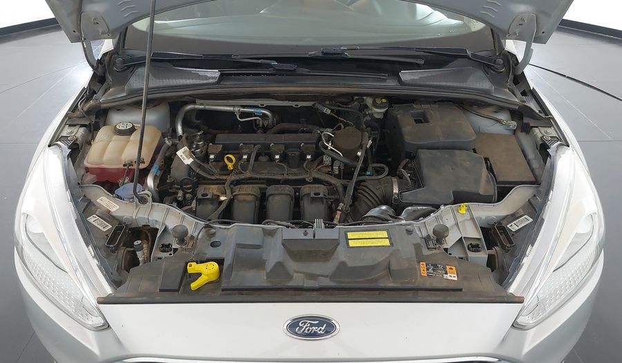 Ford Focus SE SEDAN Sedan 2016