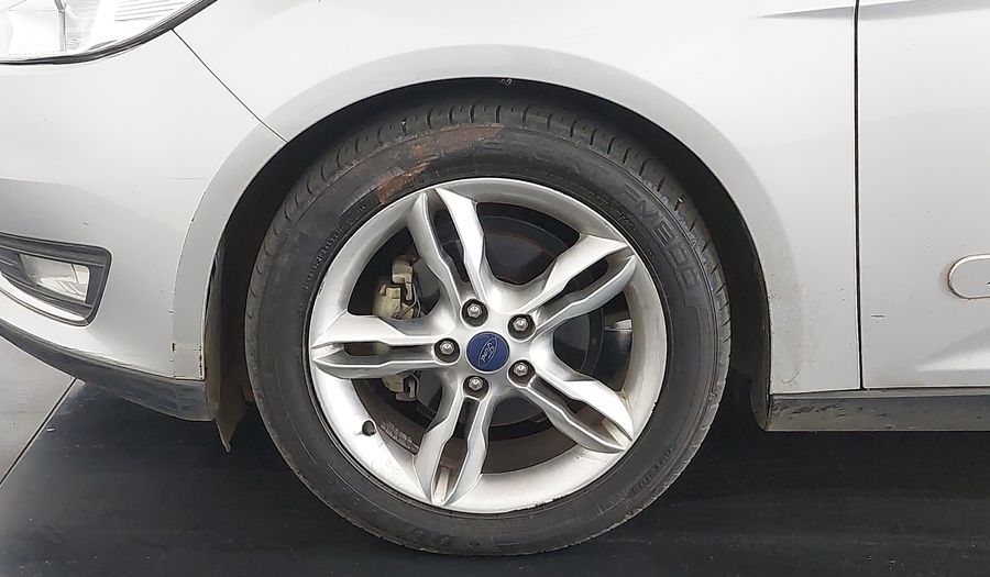 Ford Focus SE SEDAN Sedan 2016