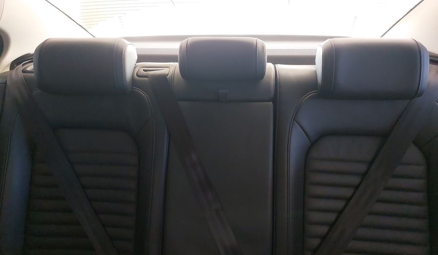 Volkswagen Passat 2.0 TSI HIGHLINE DSG Sedan 2018