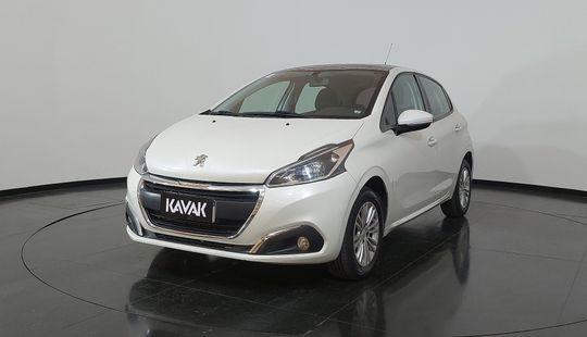Peugeot • 208