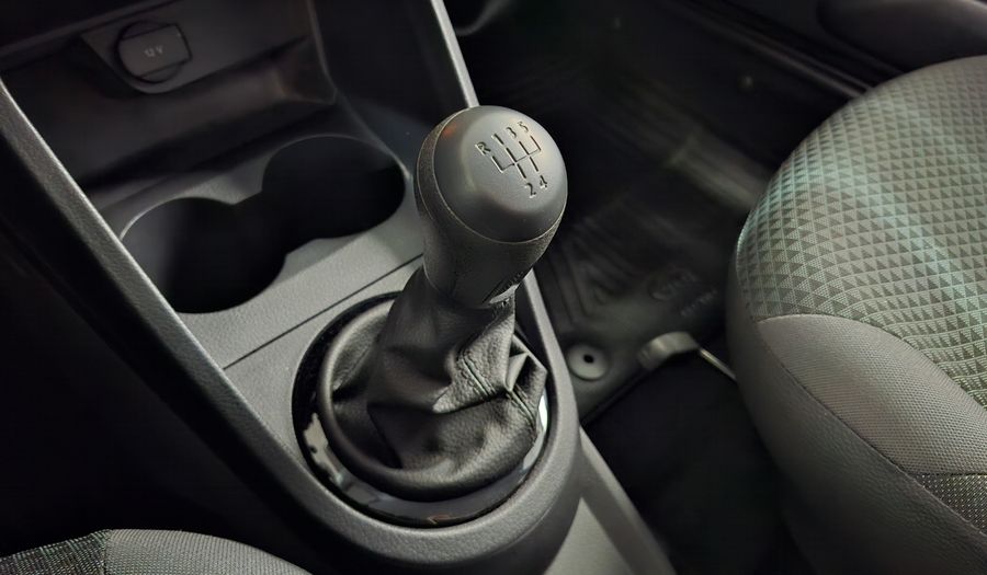 Volkswagen Gol Trend 1.6 TRENDLINE MY17 Hatchback 2017