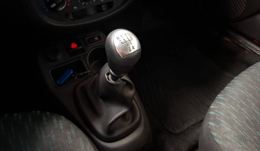 Renault Clio 1.1 DYNAMIQUE Hatchback 2015