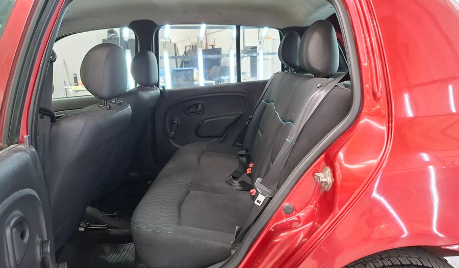 Renault Clio 1.1 DYNAMIQUE Hatchback 2015