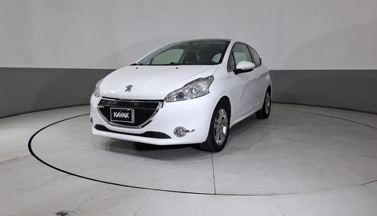 Peugeot • 208