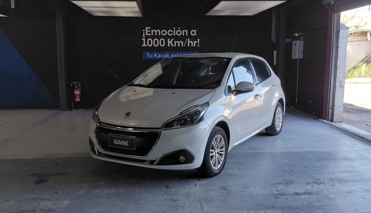 Peugeot • 208