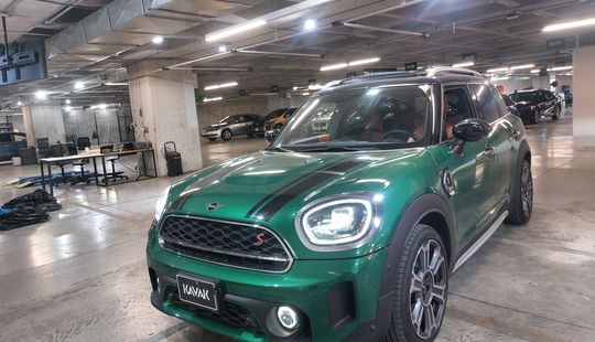 Mini • Countryman