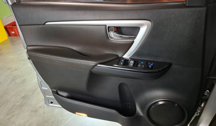 Toyota Sw4 2.8 TDI SRX AUTO 4WD Suv 2020