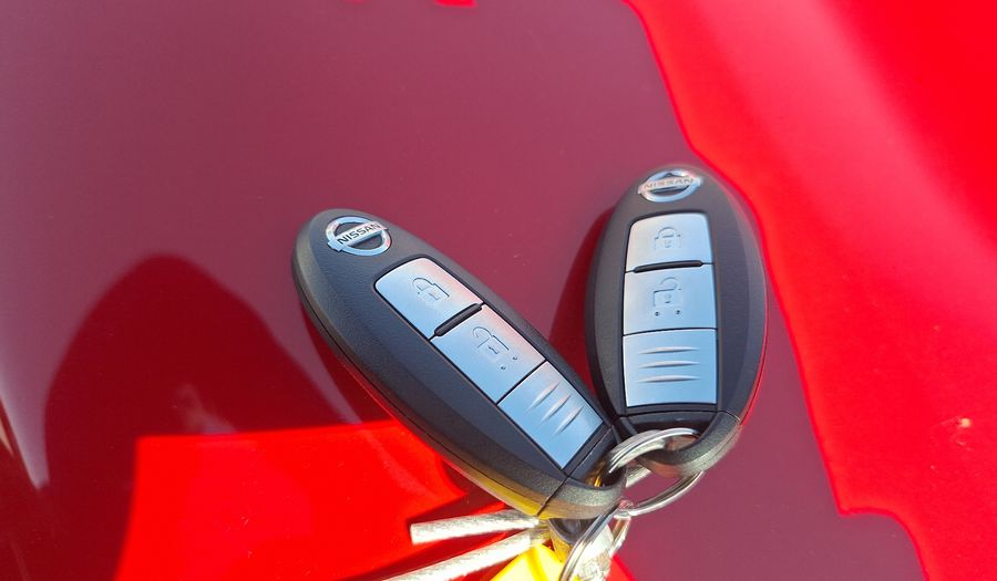 Nissan Navara 2.3 DSL AUTO LE 4WD Pickup 2021