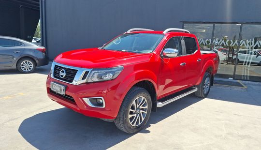 Nissan • Navara