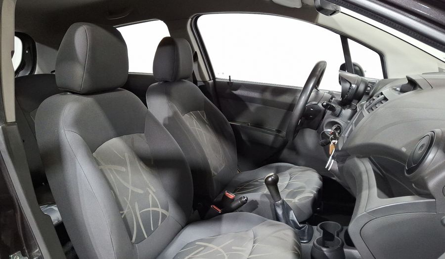 Chevrolet Spark 1.2 LS A MT Hatchback 2014