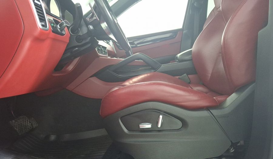 Porsche Cayenne 3.0 V6 AUTO Suv 2020