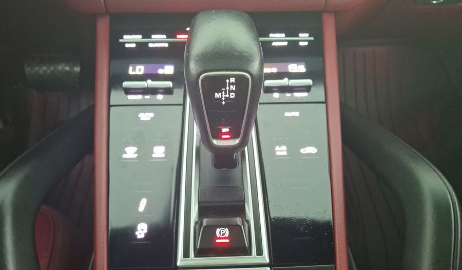 Porsche Cayenne 3.0 V6 AUTO Suv 2020