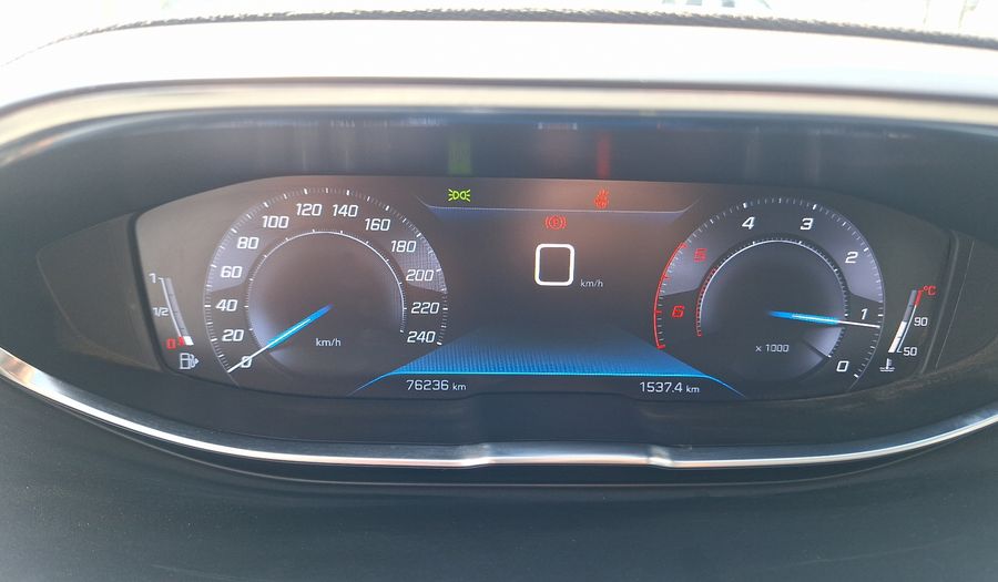 Peugeot 3008 1.5 BLUEHDI 130 ACTIVE Suv 2020