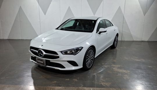 Mercedes Benz • Clase CLA
