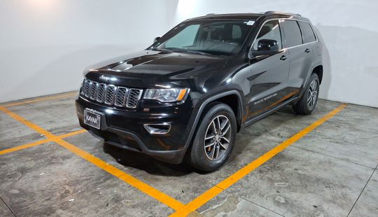 Jeep • Grand Cherokee