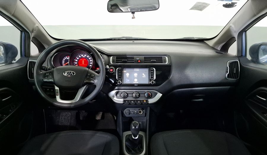 Kia Rio 1.6 EX MT Hatchback 2017