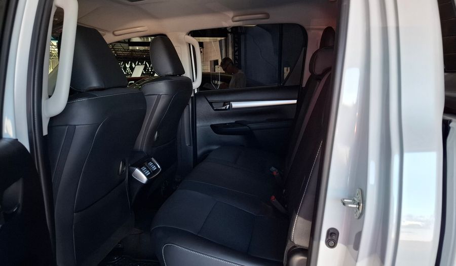 Toyota Hilux 2.8 TDI SRX AUTO C/D Pickup 2024