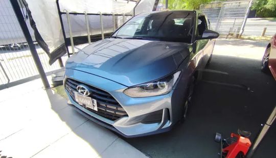 Hyundai • Veloster