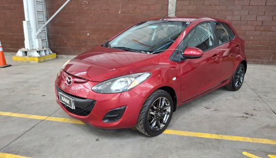 Mazda • Mazda 2