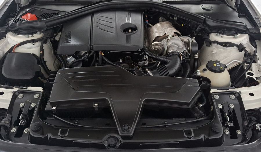 Bmw Serie 1 1.6 120IA Hatchback 2016