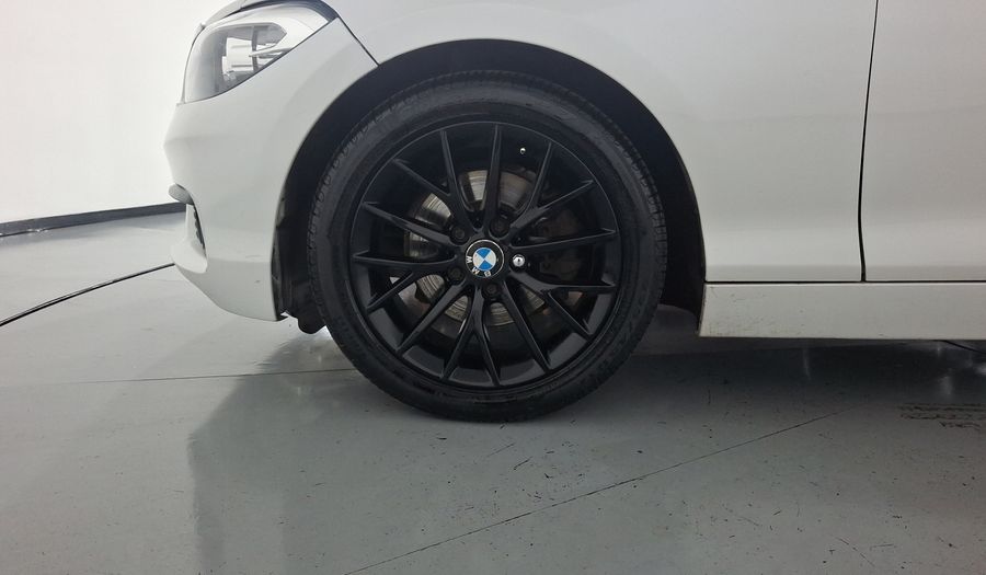 Bmw Serie 1 1.6 120IA Hatchback 2016