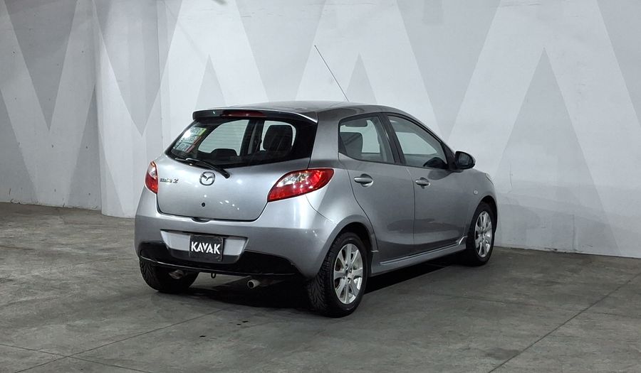 Mazda 2 1.5 TOURING TA Hatchback 2013