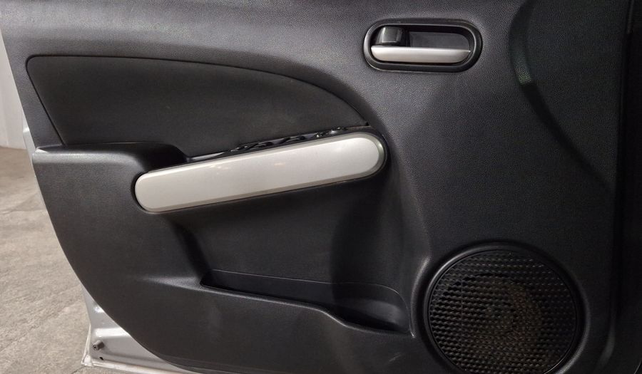 Mazda 2 1.5 TOURING TA Hatchback 2013