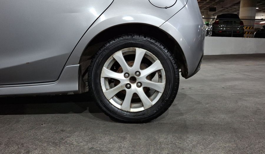 Mazda 2 1.5 TOURING TA Hatchback 2013