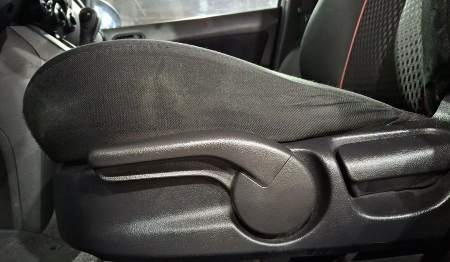 Mazda 2 1.5 TOURING TA Hatchback 2013