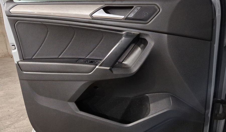 Volkswagen Tiguan 1.4 COMFORTLINE PIEL DCT Suv 2019