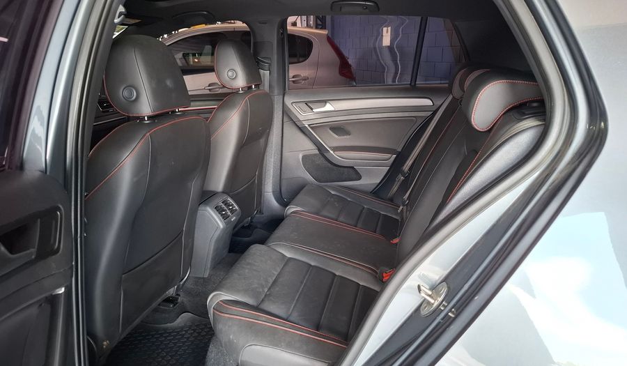 Volkswagen Golf 2.0 GTI TSI DSG Hatchback 2021