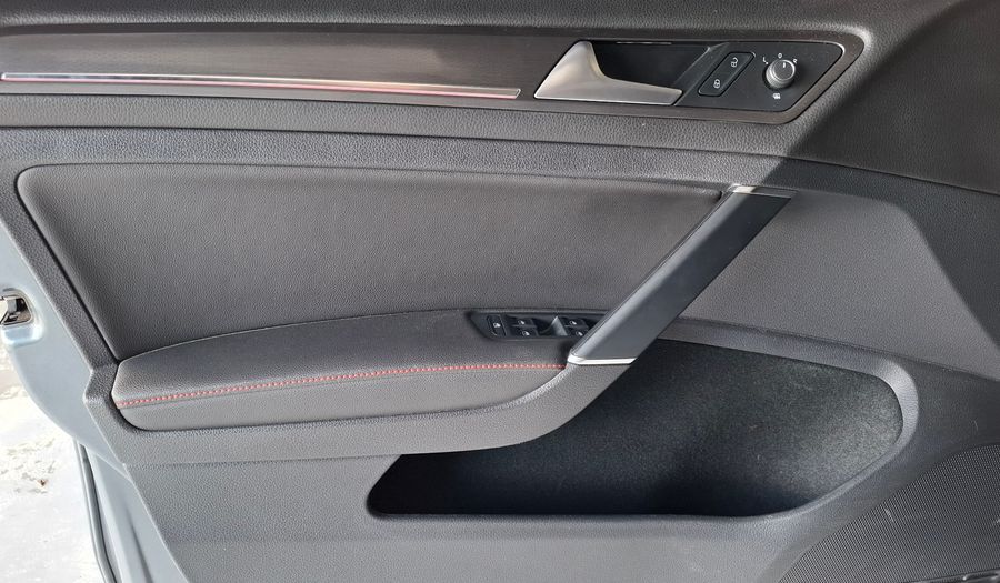 Volkswagen Golf 2.0 GTI TSI DSG Hatchback 2021