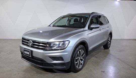 Volkswagen • Tiguan