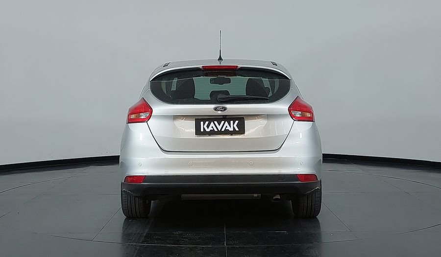 Ford Focus TITANIUM Hatchback 2016