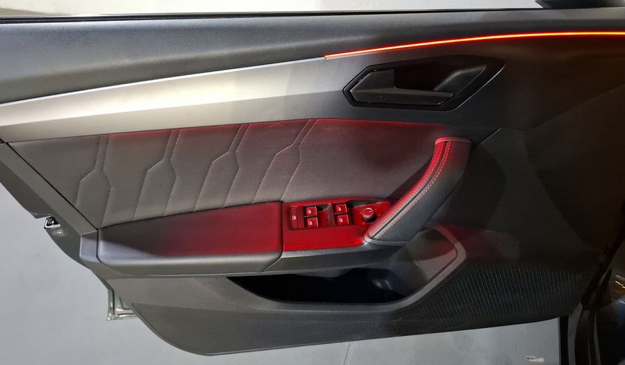 Cupra Leon 2.0 HIGH DCT Hatchback 2023