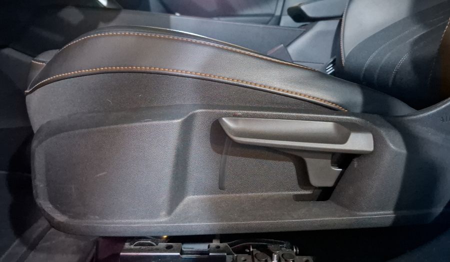 Cupra Leon 2.0 HIGH DCT Hatchback 2023