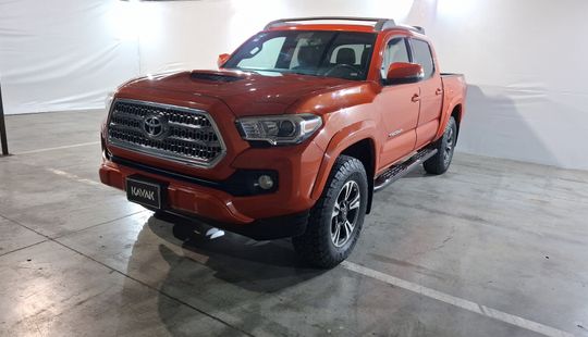 Toyota • Tacoma
