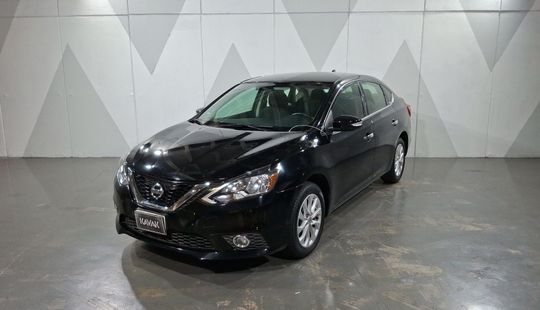 Nissan • Sentra