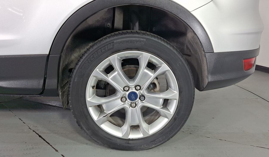 Ford Escape 2.0L TITANIUM ECOBOOST I4 AT Suv 2015